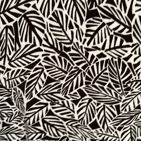 Lands’ End women’s small neutral print button cardigan excellent condition - Picture 5 of 5